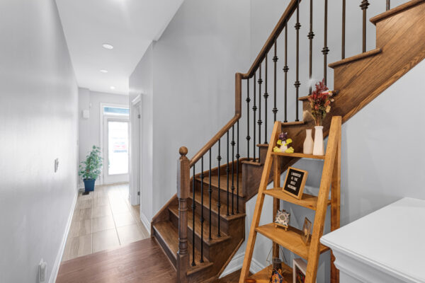 33-Mondial-Crescent-East-Gwillimbury-Web-Salisbury-37