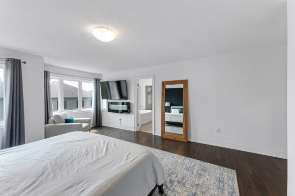 33-Mondial-Crescent-East-Gwillimbury-Web-Salisbury-42
