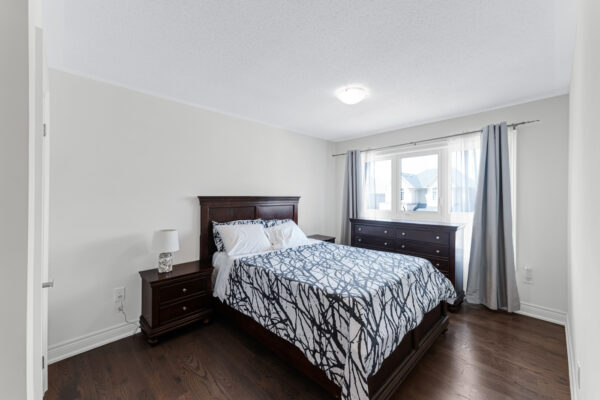 33-Mondial-Crescent-East-Gwillimbury-Web-Salisbury-52