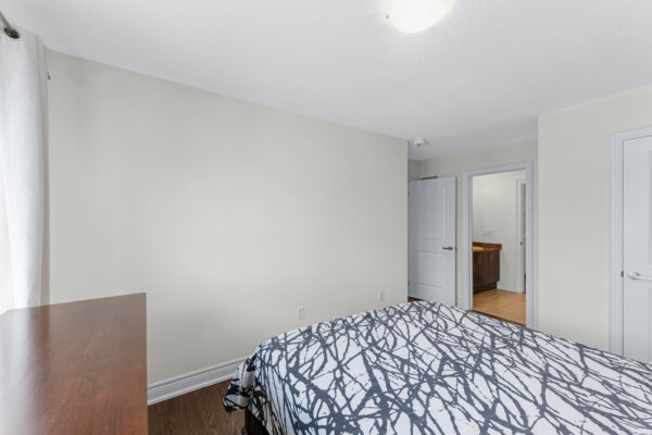 33-Mondial-Crescent-East-Gwillimbury-Web-Salisbury-53