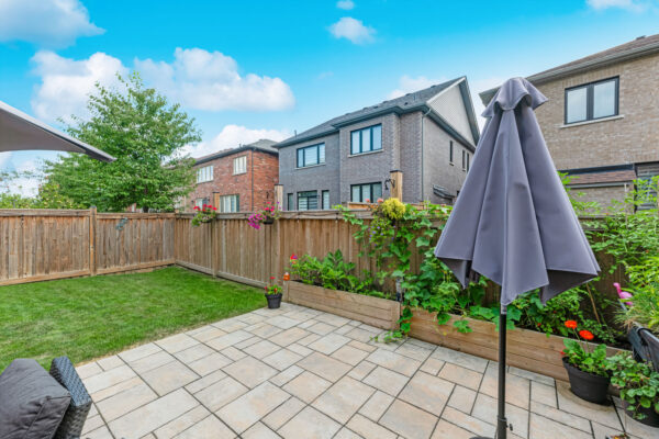 33-Mondial-Crescent-East-Gwillimbury-Web-Salisbury-63