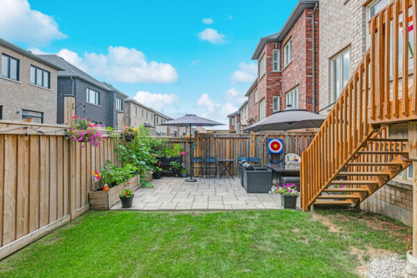 33-Mondial-Crescent-East-Gwillimbury-Web-Salisbury-68