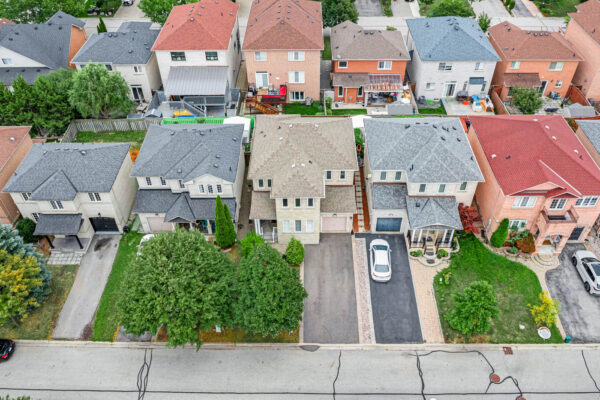 37-Redfinch-Crescent-Vaughan-Web-Salisbury-3