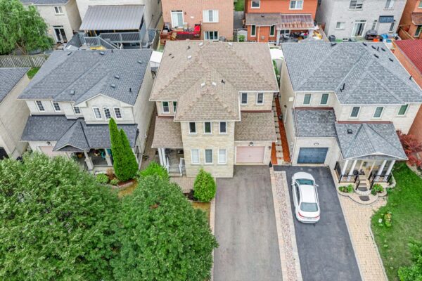 37-Redfinch-Crescent-Vaughan-Web-Salisbury-5