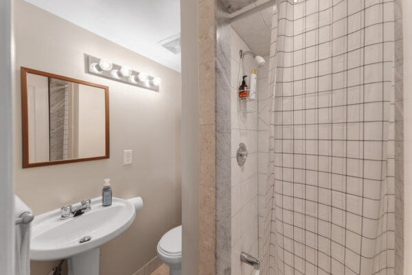 37-Redfinch-Crescent-Vaughan-Web-Salisbury-55