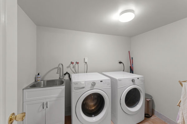 37-Redfinch-Crescent-Vaughan-Web-Salisbury-56