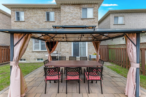 37-Redfinch-Crescent-Vaughan-Web-Salisbury-65