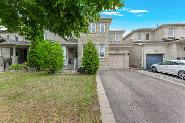 37-Redfinch-Crescent-Vaughan-Web-Salisbury-8