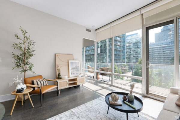 39-Queens-Quay-East-#337-Toronto-Web-Salisbury-16