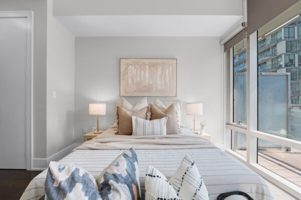 39-Queens-Quay-East-#337-Toronto-Web-Salisbury-22