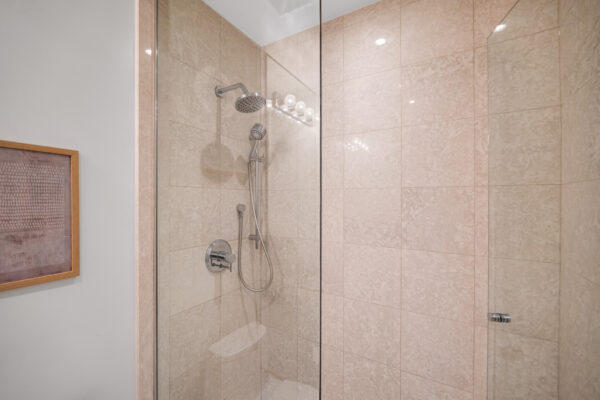 39-Queens-Quay-East-#337-Toronto-Web-Salisbury-31