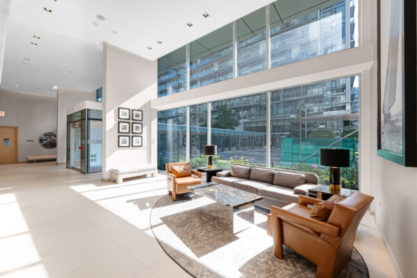 39-Queens-Quay-East-#337-Toronto-Web-Salisbury-5