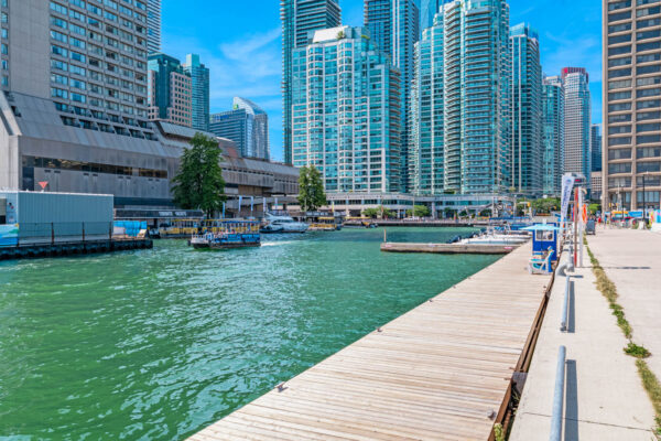 39-Queens-Quay-East-#337-Toronto-Web-Salisbury-53