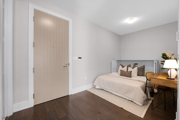 39-Queens-Quay-East-#337-Toronto-Web-Salisbury-7
