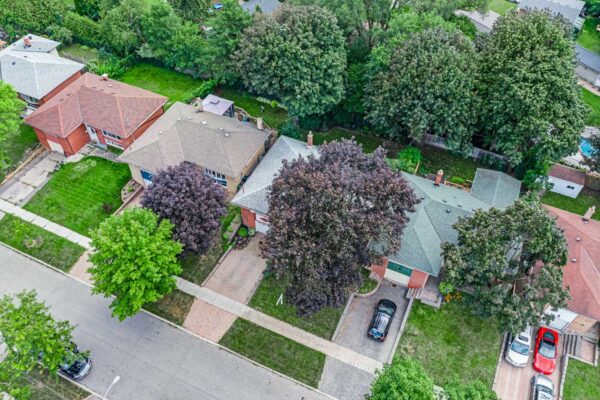 39-Wantanopa-Crescent-Toronto-Web-Salisbury-2