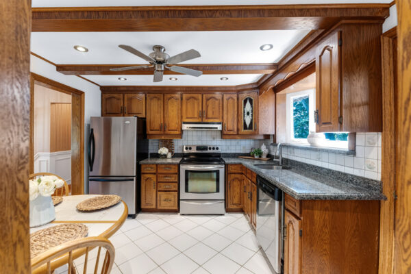 39-Wantanopa-Crescent-Toronto-Web-Salisbury-21
