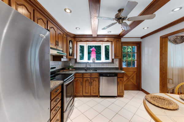 39-Wantanopa-Crescent-Toronto-Web-Salisbury-23