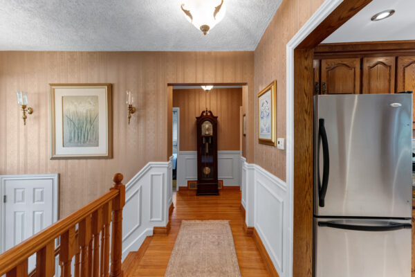 39-Wantanopa-Crescent-Toronto-Web-Salisbury-26