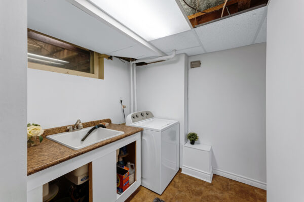 39-Wantanopa-Crescent-Toronto-Web-Salisbury-46