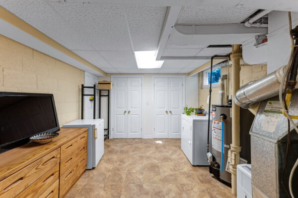 39-Wantanopa-Crescent-Toronto-Web-Salisbury-48