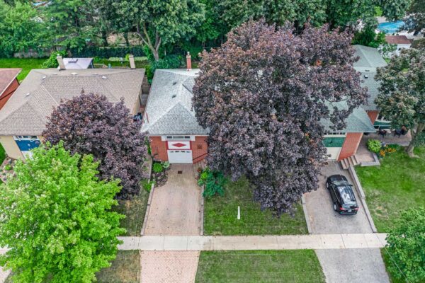 39-Wantanopa-Crescent-Toronto-Web-Salisbury-5