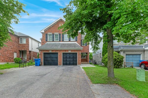 478-Heddle-Crescent-Newmarket-Web-Salisbury-2