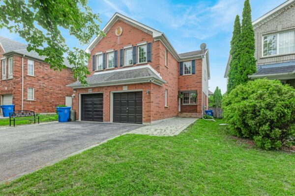 478-Heddle-Crescent-Newmarket-Web-Salisbury-3