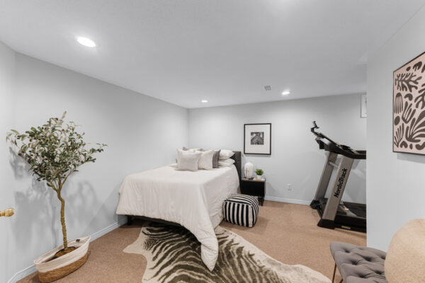 478-Heddle-Crescent-Newmarket-Web-Salisbury-35