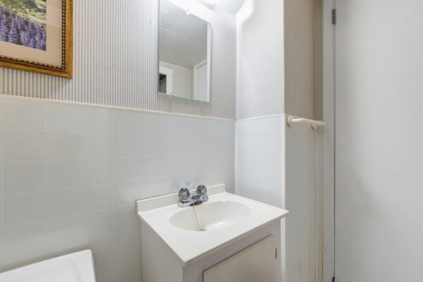50-Celeste-Drive-Toronto-Web-Salisbury-43