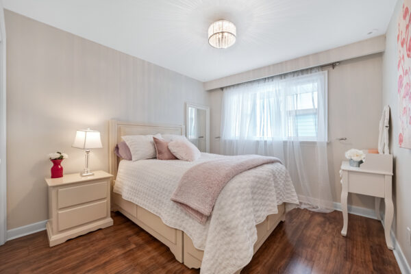 9-Bunty-Lane-Toronto-Web-Salisbury-33