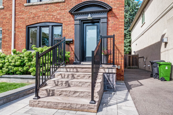 124-Donlea-Drive-Toronto-Web-Salisbury-11