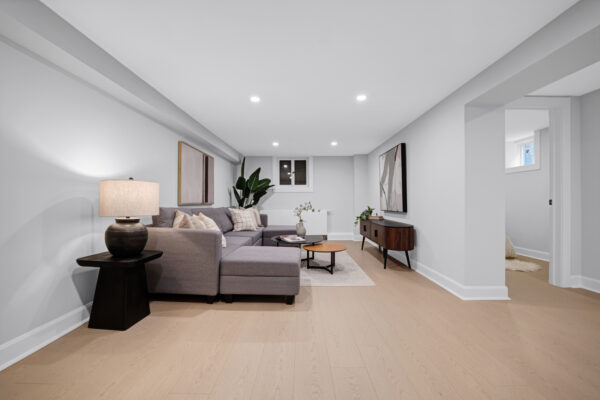 124-Donlea-Drive-Toronto-Web-Salisbury-52