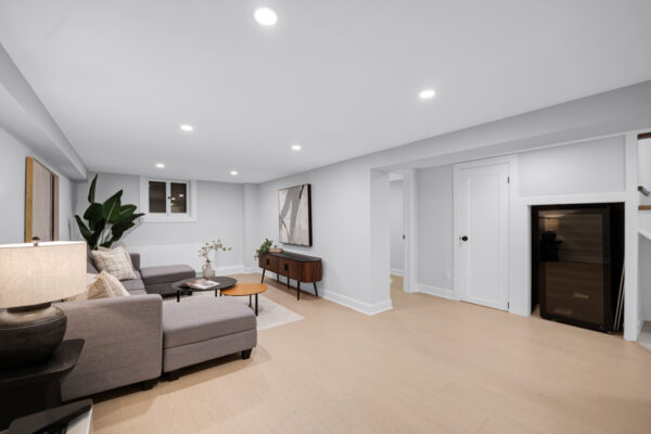 124-Donlea-Drive-Toronto-Web-Salisbury-53