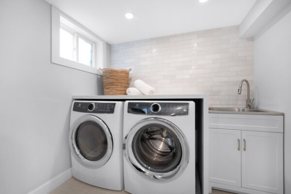 124-Donlea-Drive-Toronto-Web-Salisbury-60