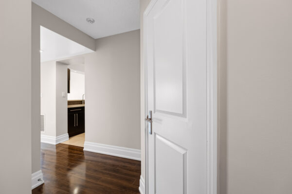 3-Hickory-Tree-#1010-Toronto-Web-Salisbury-11