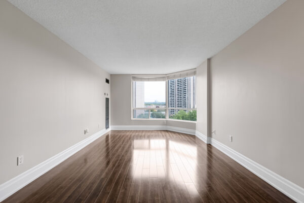 3-Hickory-Tree-#1010-Toronto-Web-Salisbury-19