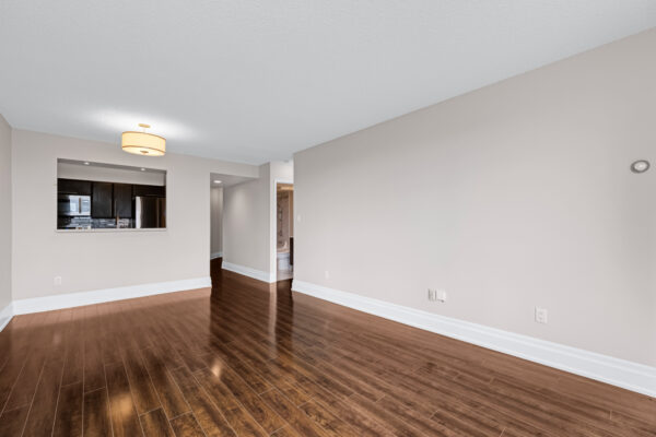 3-Hickory-Tree-#1010-Toronto-Web-Salisbury-21