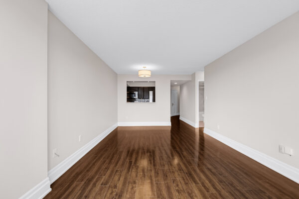 3-Hickory-Tree-#1010-Toronto-Web-Salisbury-22