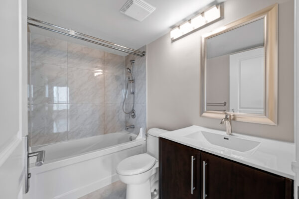 3-Hickory-Tree-#1010-Toronto-Web-Salisbury-29