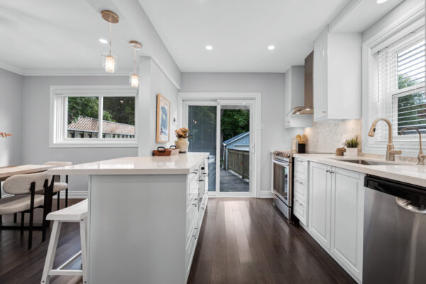 39-Brentcliffe-Road-Toronto-Web-Salisbury-23