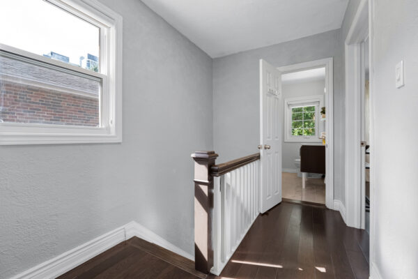 39-Brentcliffe-Road-Toronto-Web-Salisbury-30
