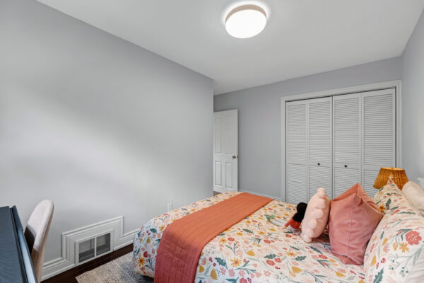 39-Brentcliffe-Road-Toronto-Web-Salisbury-36