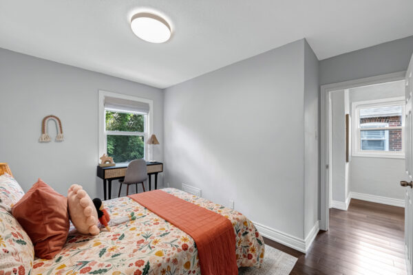 39-Brentcliffe-Road-Toronto-Web-Salisbury-37