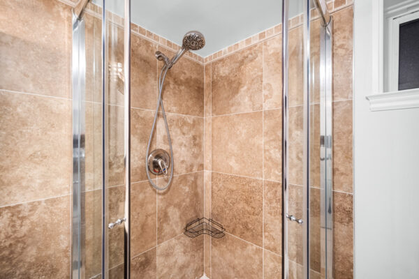 39-Brentcliffe-Road-Toronto-Web-Salisbury-48