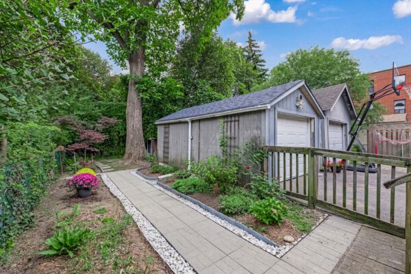 39-Brentcliffe-Road-Toronto-Web-Salisbury-56