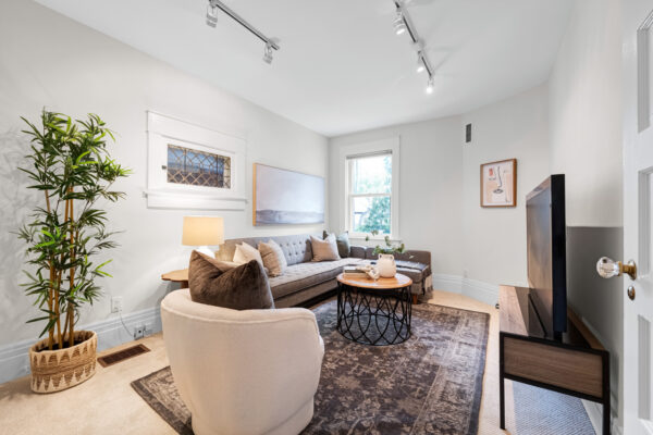 5-Jean-Street-Toronto-Web-Salisbury-47