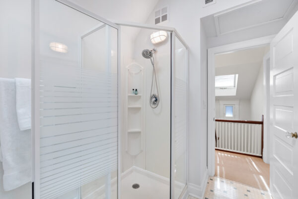 5-Jean-Street-Toronto-Web-Salisbury-58