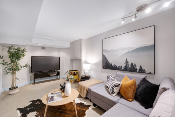 5-Jean-Street-Toronto-Web-Salisbury-61