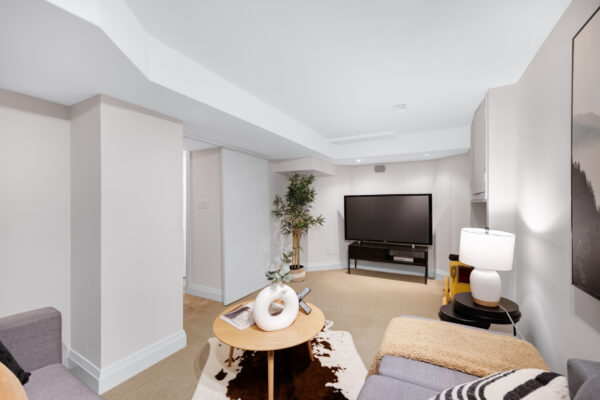 5-Jean-Street-Toronto-Web-Salisbury-62