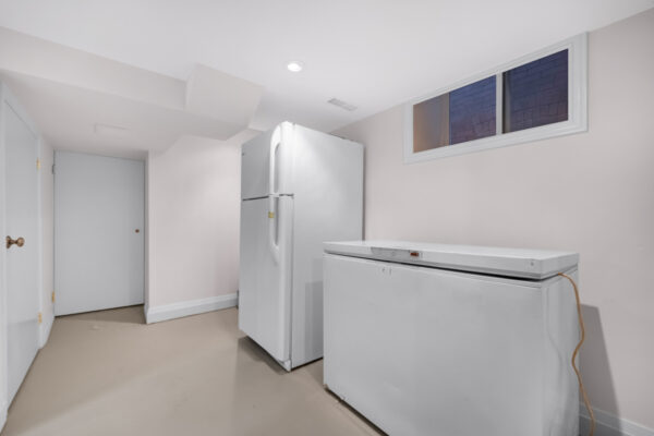 5-Jean-Street-Toronto-Web-Salisbury-65